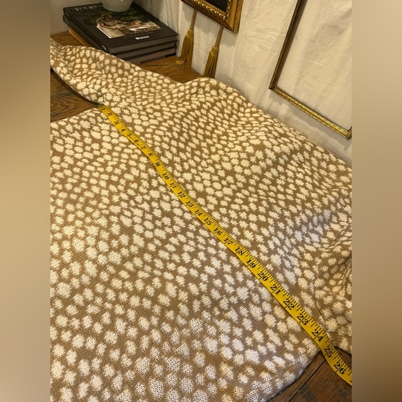 SPANNER IMPORTS – Beige & Cream Knit Cardigan – Size XL - Picture 6 of 7